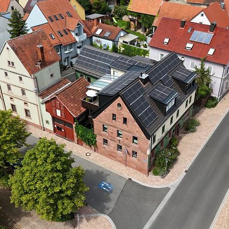 Wirtshaus & Hotel Zur Alten Brauerei Zapf Uettingen Esterno foto